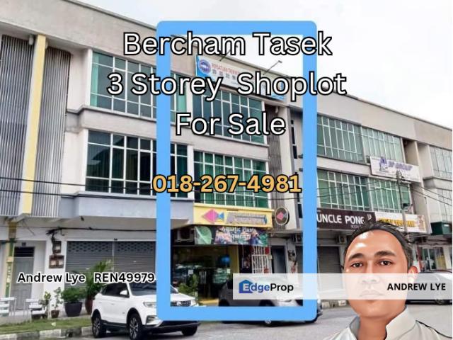 Shop for sale in Taman Seri Dermawan, Majlis Bandaraya Ipoh