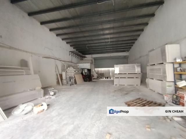 Warehouse for rent in Kampung Kwan Tung Baru, Majlis Perbandaran Kajang