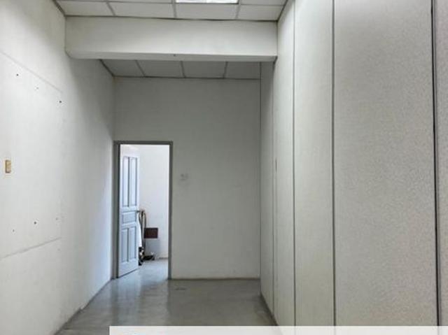 Shop for rent in Wellesley, Penang