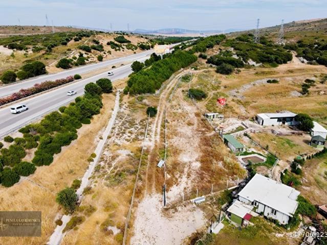Karaköy Mahallesi, Çeşme içerisinde satılık Arsa
