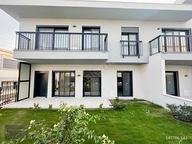 Çeşme, İzmir içerisinde satılık mülk