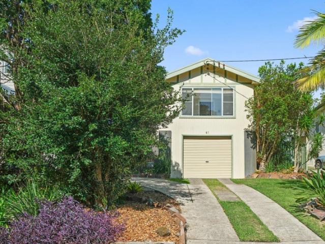 House for sale in Cardiff, Newcastle-Maitland