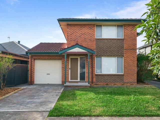 Townhouse for rent in Ambergate, New South Wales
