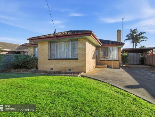 House for sale in Morwell, Victoria