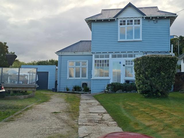 House for rent in Otakou