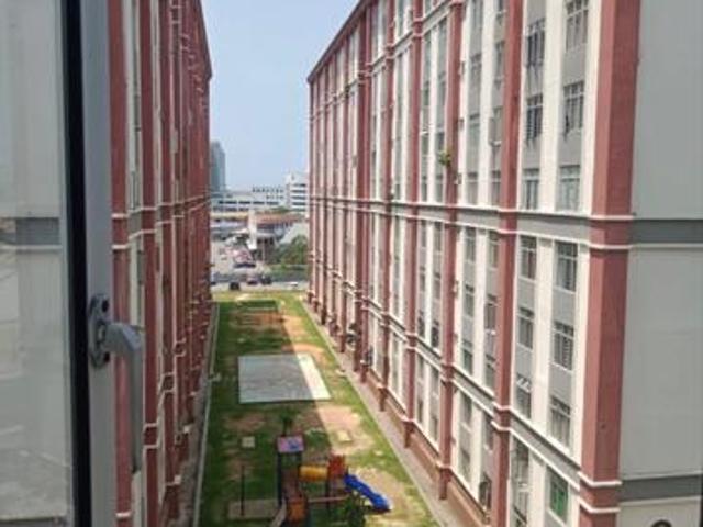 Apartment for sale in Putatan, Bahagian Pantai Barat