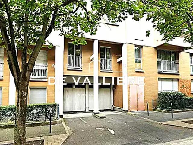 Garage vente à Nanterre, Puteaux