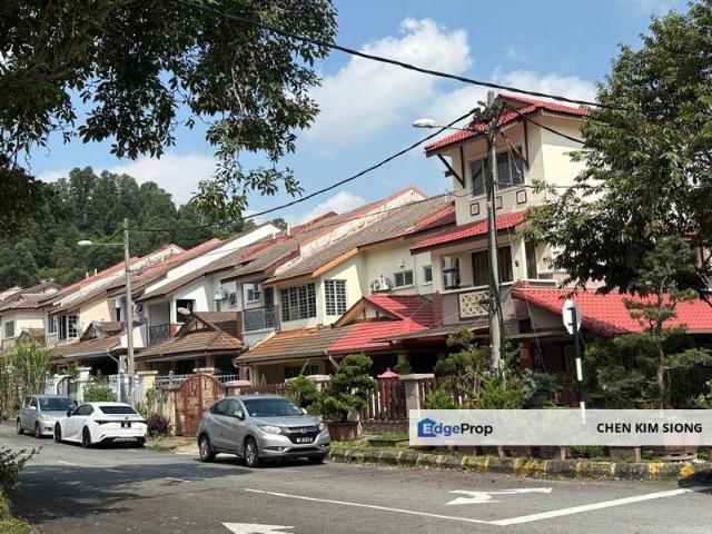 House for sale in Petaling, Subang Jaya