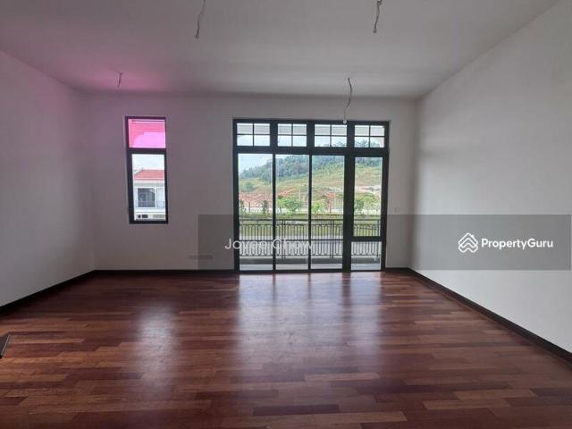 Residential House for sale in Ulu Tiram, Johor