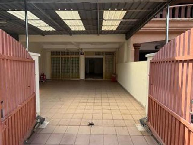 Terraced House for sale in Ulu Tiram, Johor