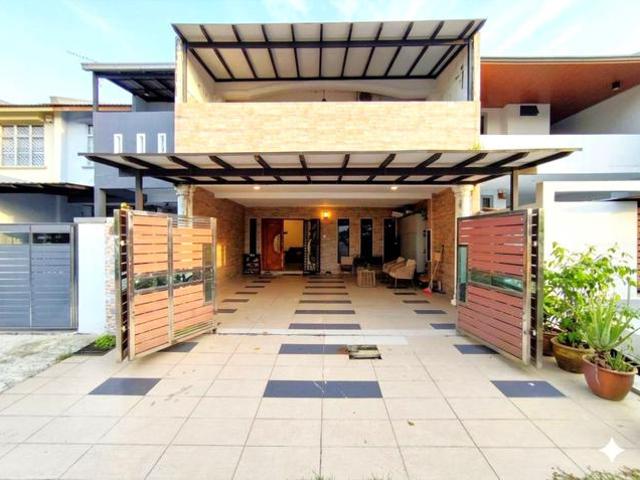 Terraced House for sale in Ulu Tiram, Johor