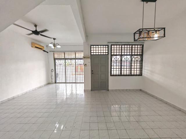 Terraced House for sale in Ulu Tiram, Johor