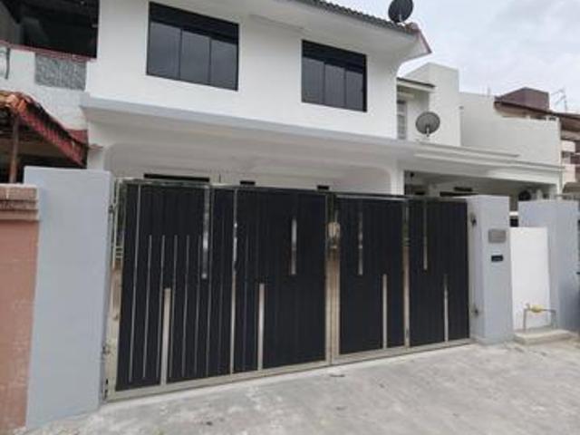 Terraced House for sale in Ulu Tiram, Johor