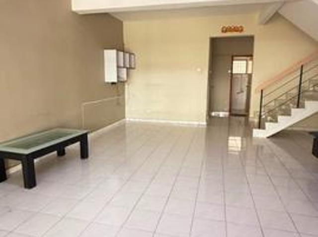 Terraced House for sale in Ulu Tiram, Johor