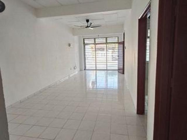 Terraced House for rent in Ulu Tiram, Johor