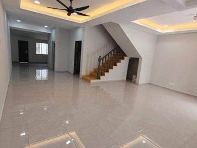 Terraced House for sale in Ulu Tiram, Johor