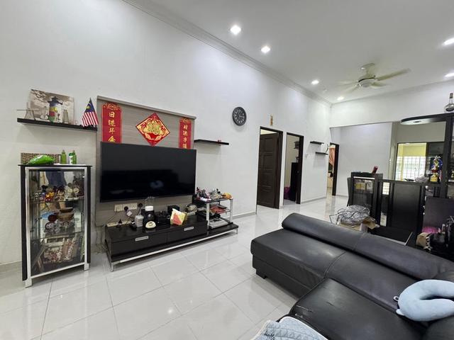 Terraced House for sale in Ulu Tiram, Johor