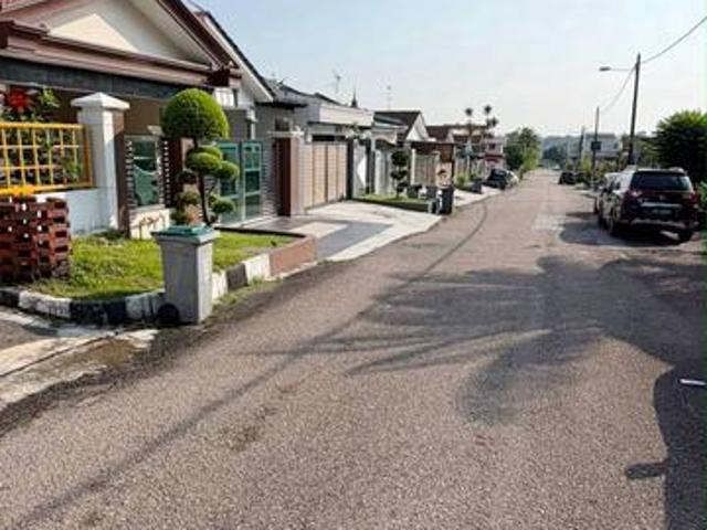 Terraced House for sale in Ulu Tiram, Johor