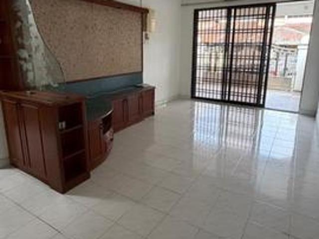 Terraced House for sale in Ulu Tiram, Johor