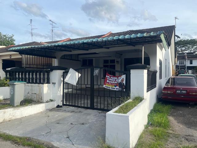 Terraced House for rent in Ulu Tiram, Johor
