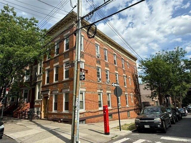 House for sale in Queens, Arverne
