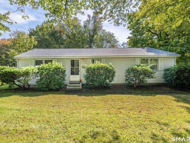House for sale in Central Village, Plainfield
