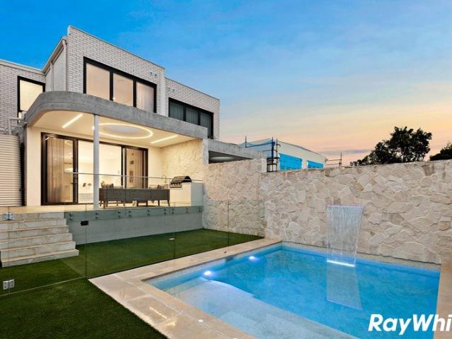 Duplex for rent in Sydney, New South Wales