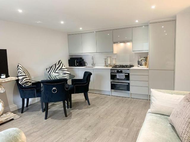 Apartment for rent in Putney, Greater London