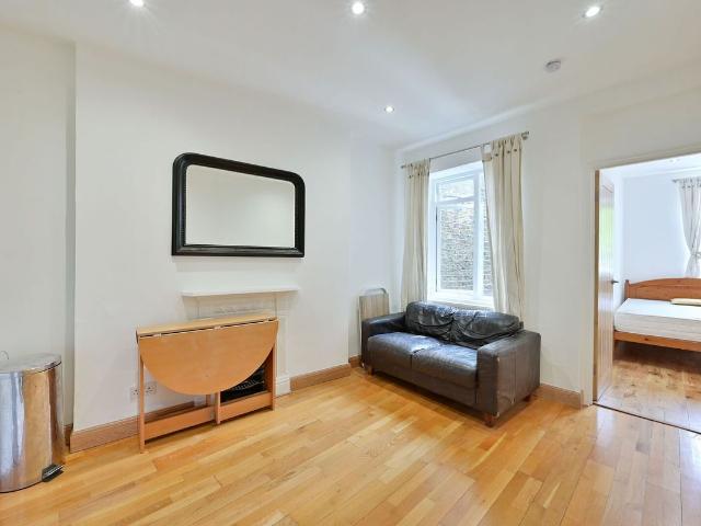 Apartment for rent in Putney, Greater London