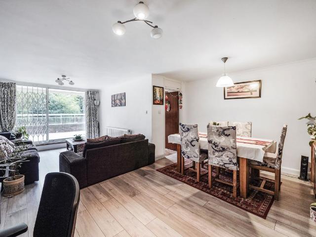 Apartment for rent in Putney, Greater London
