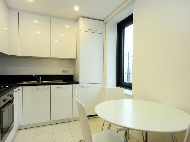 Apartment for rent in Putney, Greater London