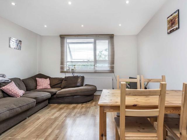 Apartment for rent in Putney, Greater London
