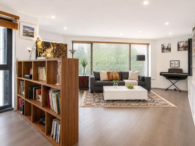 Apartment for rent in Putney, Greater London
