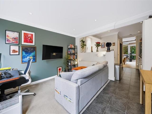 Apartment for rent in Putney, Greater London