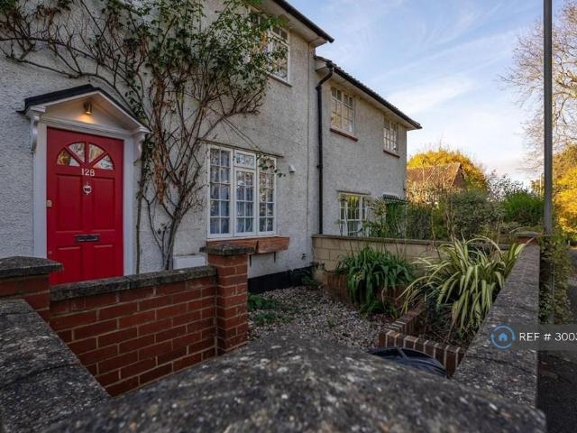 House for rent in Roehampton, Greater London