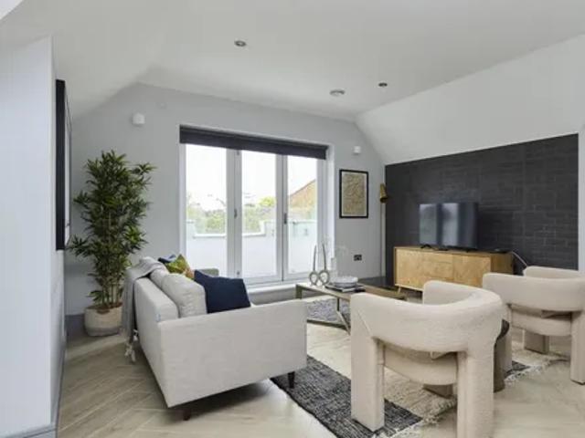 Apartment for rent in Roehampton, Greater London