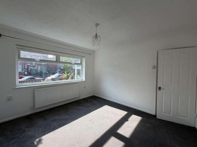 House for rent in Freezywater, Greater London