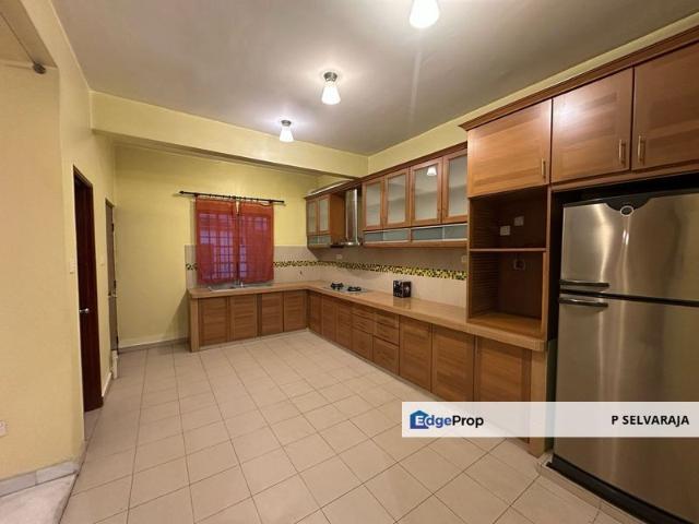 House for sale in Petaling, Subang Jaya