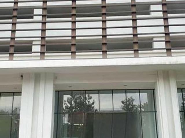 Shop for sale in Petaling, Subang Jaya
