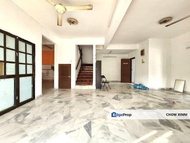 House for sale in Petaling, Subang Jaya