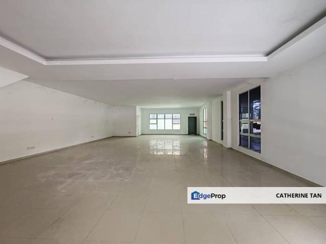 Shop for rent in Petaling, Subang Jaya
