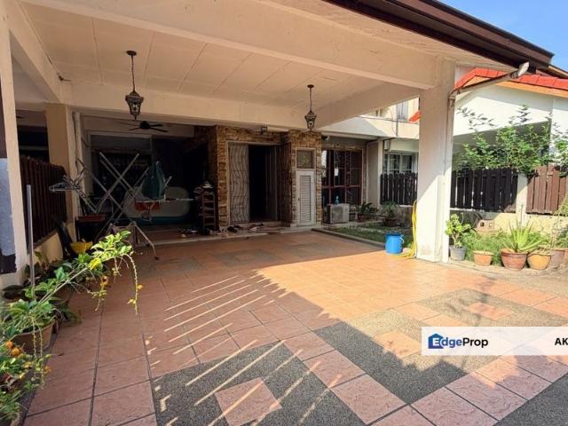 House for sale in Petaling, Subang Jaya
