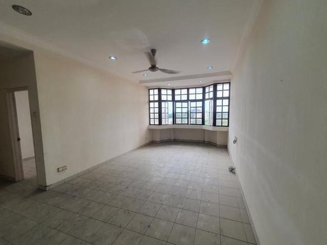 Condominium for sale in Petaling, Subang Jaya