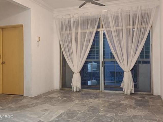 Apartment for sale in Petaling, Subang Jaya