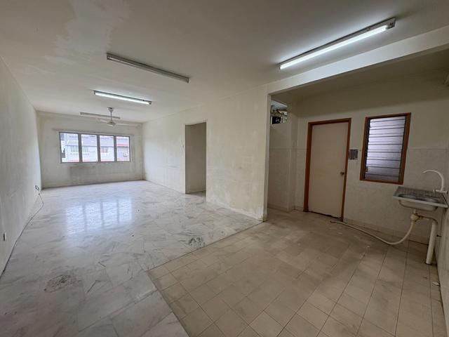 Apartment for sale in Petaling, Subang Jaya