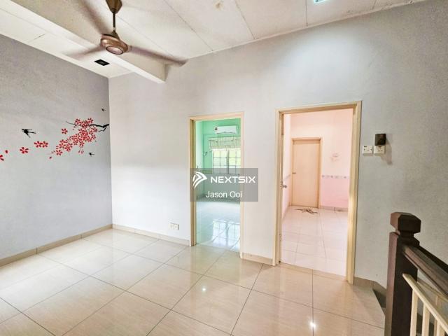 Residential House for sale in Petaling, Subang Jaya