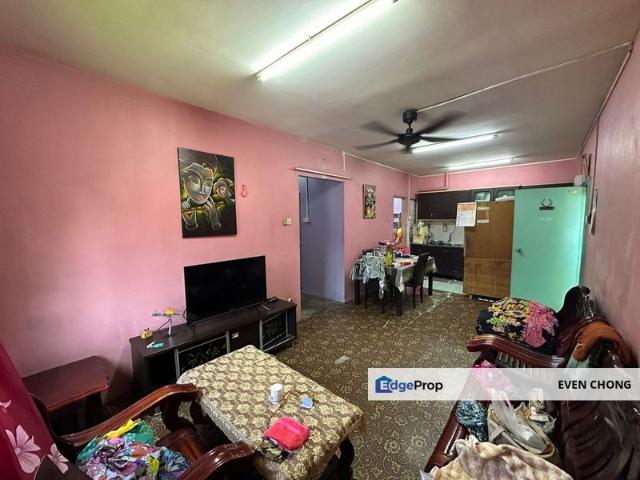 Flat for sale in Petaling, Subang Jaya