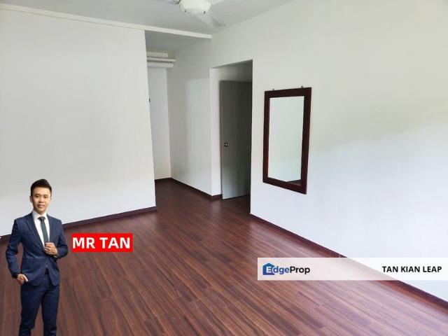 Flat for sale in Petaling, Subang Jaya