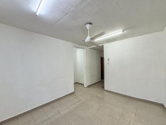 Apartment for sale in Country Heights Damansara, Kuala Lumpur