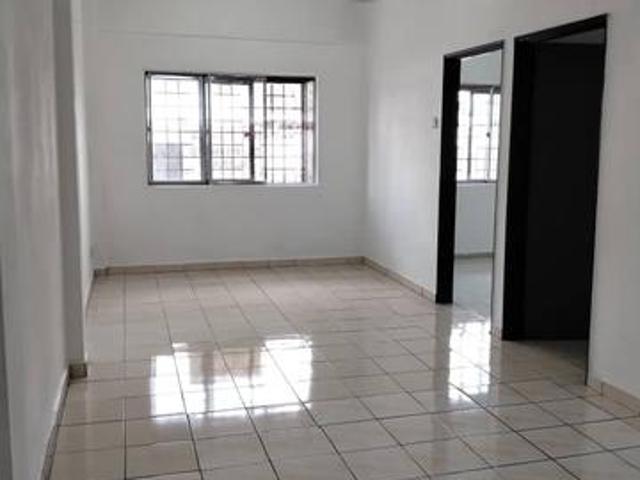 Apartment for sale in Petaling, Subang Jaya